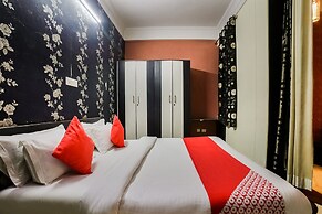 Capital O 37274 The Royal Palace