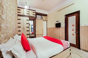 Capital O 37274 The Royal Palace