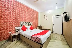 Capital O 37274 The Royal Palace