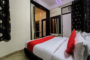 Capital O 37274 The Royal Palace