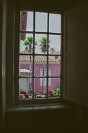 Vila Santa Eulália Hostel