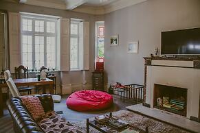 Vila Santa Eulália Hostel