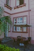 Vila Santa Eulália Hostel