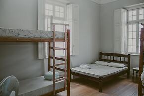 Vila Santa Eulália Hostel