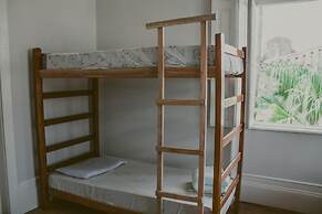 Vila Santa Eulália Hostel