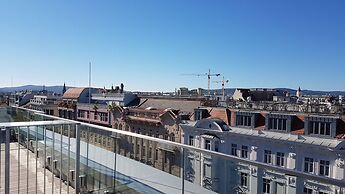 Exquisit Seapoint Apartment