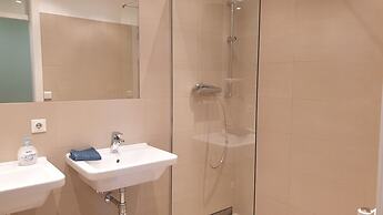 Exquisit Seapoint Apartment