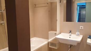 Exquisit Seapoint Apartment