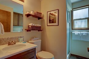 Pet-Friendly 11 Camas Home with Brand-New Private Hot Tub by RedAwning