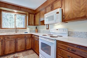 Pet-Friendly 11 Camas Home with Brand-New Private Hot Tub by RedAwning