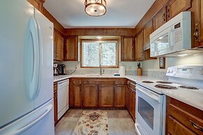 Pet-Friendly 11 Camas Home with Brand-New Private Hot Tub by RedAwning