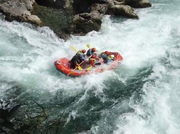 Maruia River Retreat