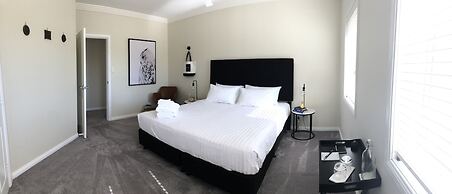 Bridgewings Lighthouse Beach