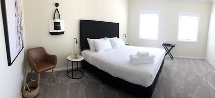 Bridgewings Lighthouse Beach