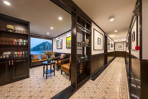 Sena Cruises Wonder On Lan Ha Bay