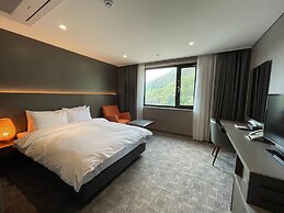 Mudeungpark Hotel
