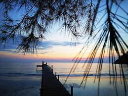 Ko Kut Ao Phrao Beach Resort