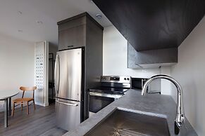 Canvas Moncton, Tapestry Collection by Hilton