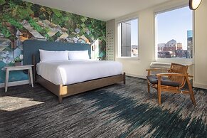 Canvas Moncton, Tapestry Collection by Hilton