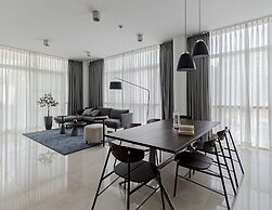 Blue Arch Suites - The Notre Dame Saigon