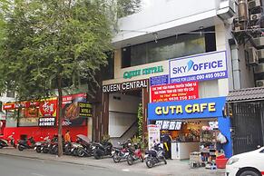 Queen Central Hotel 2