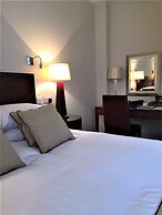 Kings Park Hotel