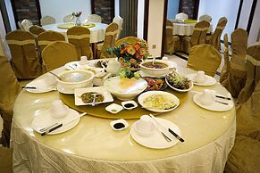 ERUS SUITES HOTEL BORACAY