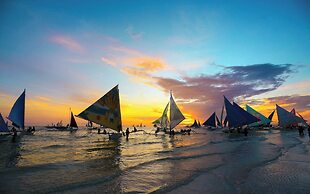 ERUS SUITES HOTEL BORACAY