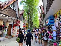 ERUS SUITES HOTEL BORACAY