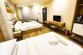 ERUS SUITES HOTEL BORACAY