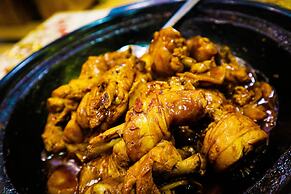 ERUS SUITES HOTEL BORACAY