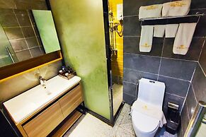 ERUS SUITES HOTEL BORACAY