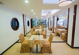 ERUS SUITES HOTEL BORACAY