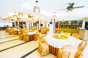 ERUS SUITES HOTEL BORACAY