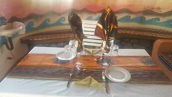 Simoonga Village Backpackers and Cafe