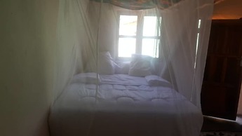 Simoonga Village Backpackers and Cafe