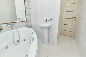 TakeRoom Petrogradskaya