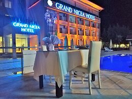 Grand Nicea Hotel