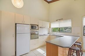 Galleries 3 - 3/28 Peregian Esplanade