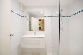 Galleries 3 - 3/28 Peregian Esplanade