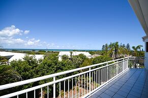 Notre Reve - 2/4 Brolga Place