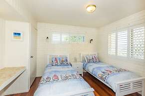 Lyrona - 3/35 Avocet Parade