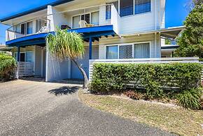 Sunbright 2/5 Petrel Street