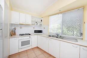 Sunbright 2/5 Petrel Street