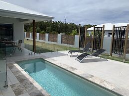 Pet Friendly, new House Peregian Breeze Drive, Peregian Beach