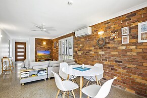 A Beach Break - 1/90 Lorikeet Drive