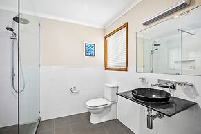 A Beach Break - 1/90 Lorikeet Drive