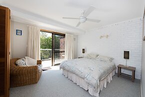 A Beach Break - 1/90 Lorikeet Drive