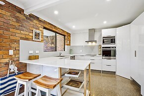 A Beach Break - 1/90 Lorikeet Drive