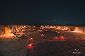 Bivouac Les Dunes De  Chegaga